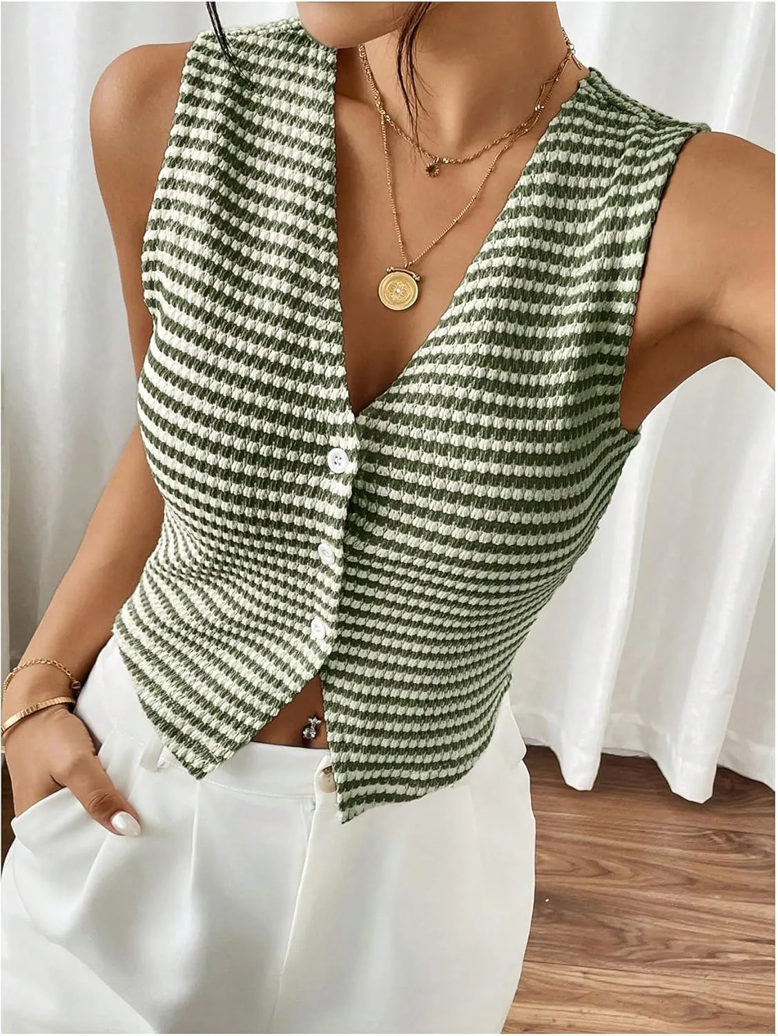 GORGLITTER Women's Sleeveless Cardigan Vest Business Casual Work Blazer Vests Waistcoat Fall Fashion Outfits 2024